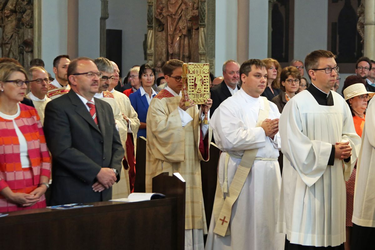 Priesterweihe von Diakon Frank Elsesser am Freitag, 8. Juni, im Kiliansdom.